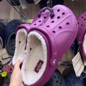 Buy Crocs Wholesale Bulk (100+ Pairs –$250.)