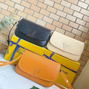 Buy Louis Vuitton Liquidation Pallets (90+ Designer Handbags -$500)